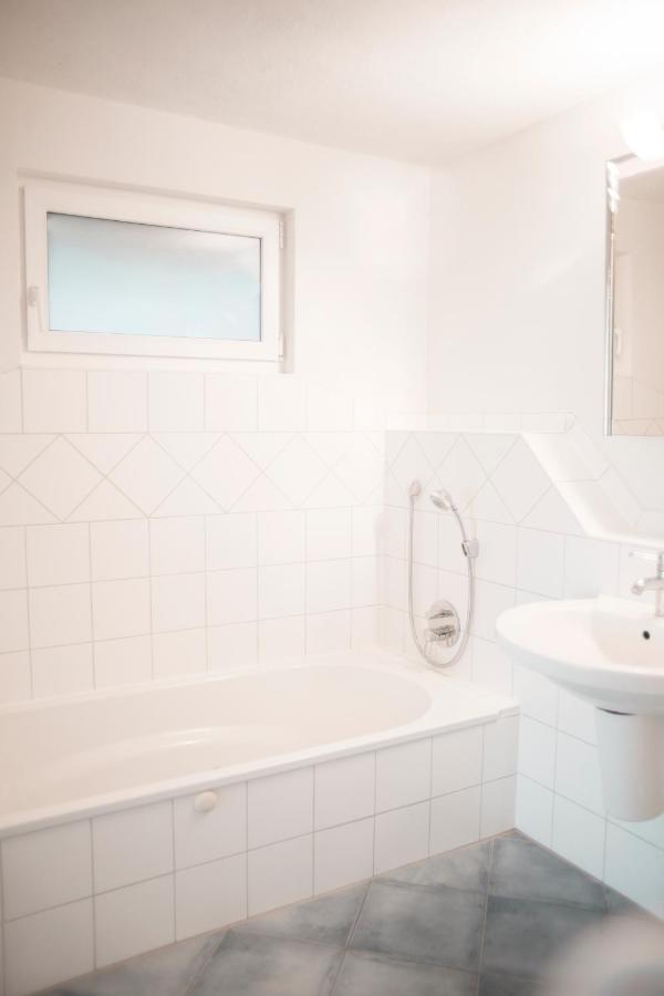 Hungen Bed & Breakfast Unter Den Linden מראה חיצוני תמונה