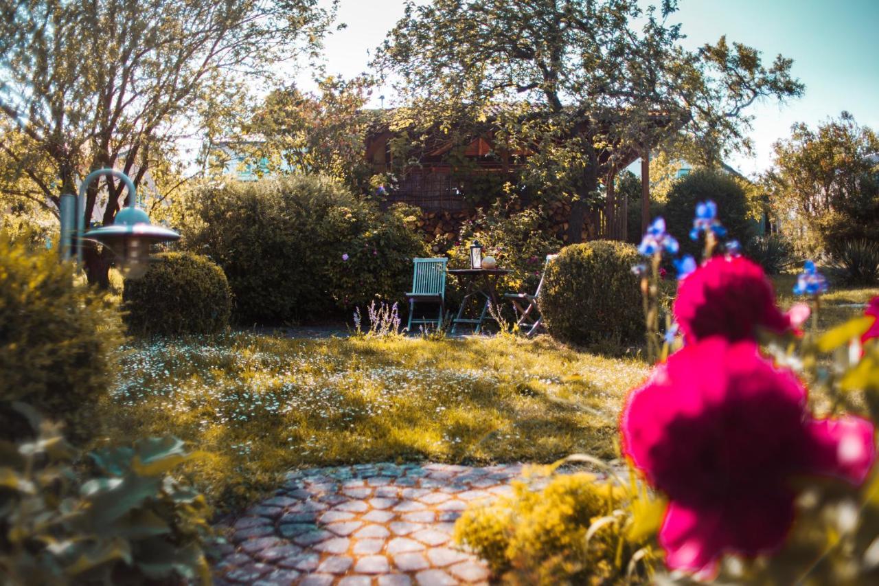 Hungen Bed & Breakfast Unter Den Linden מראה חיצוני תמונה